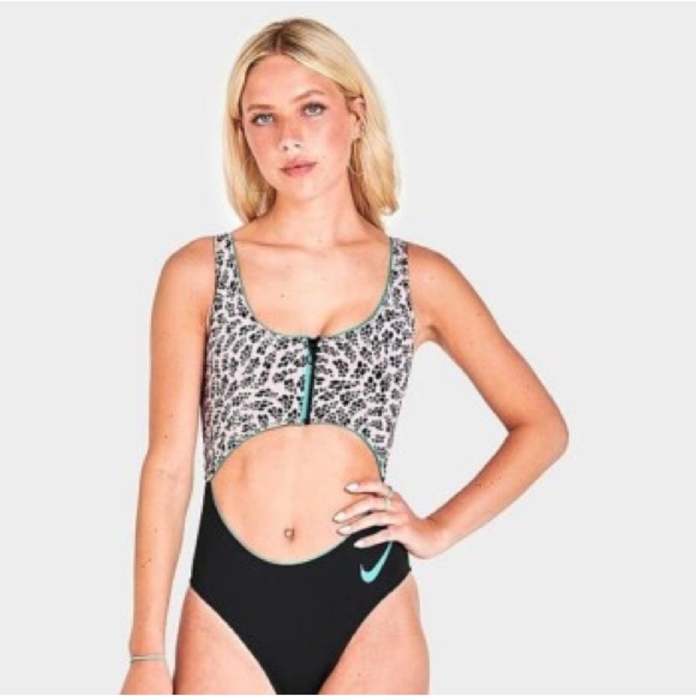 Like-New Nike Party Dots One-Piece Monokini Cut-Out Swimsuit